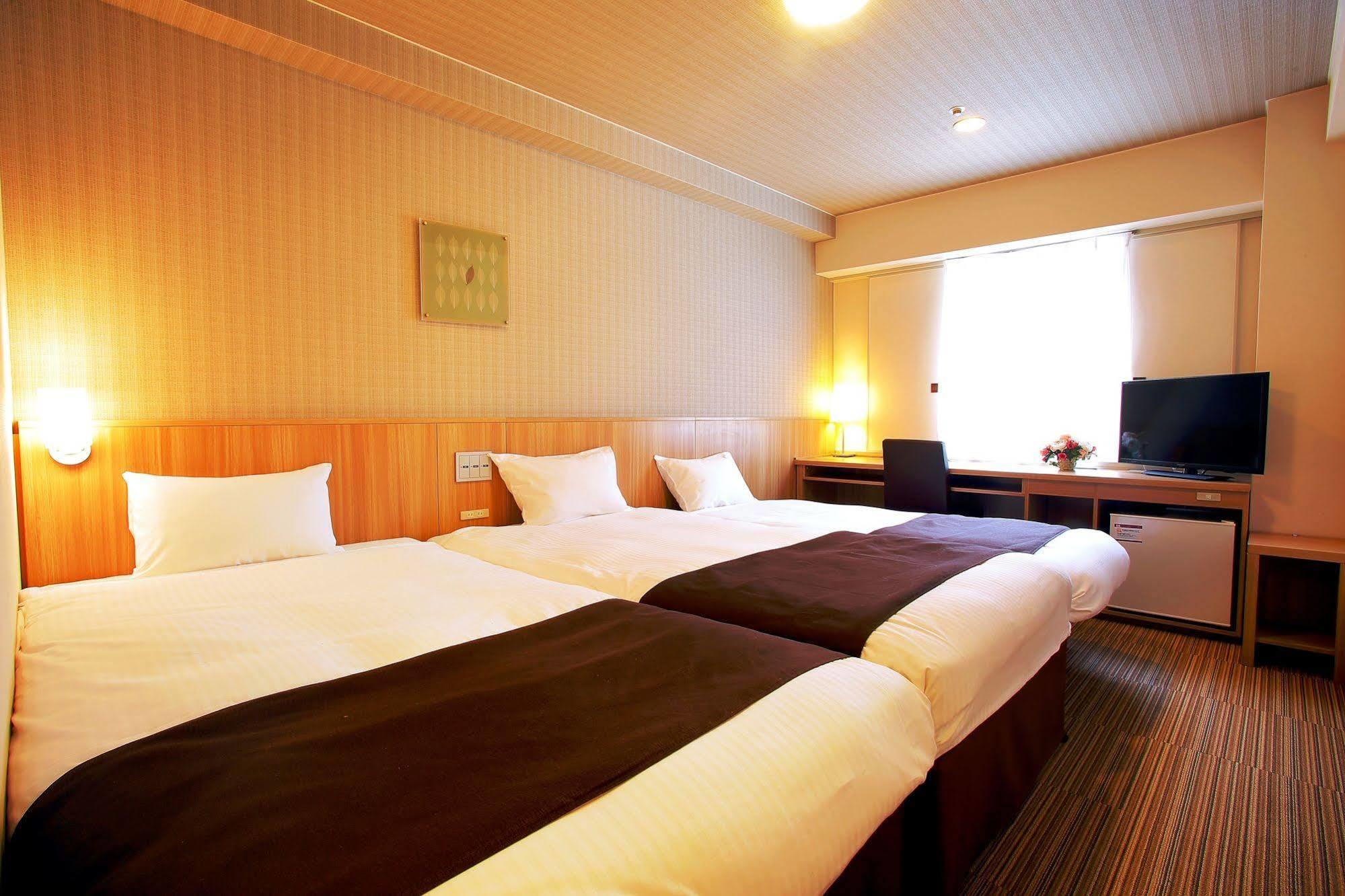 Nest Hotel Sapporo Ekimae Bagian luar foto