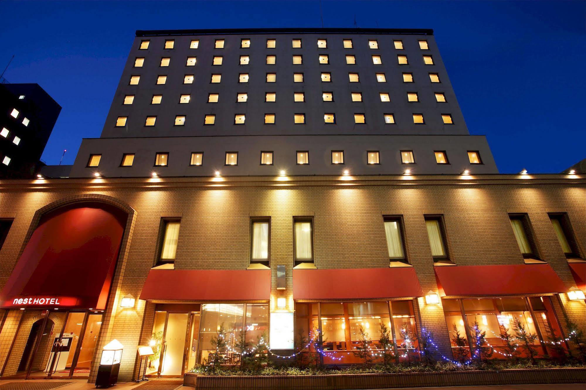 Nest Hotel Sapporo Ekimae Bagian luar foto